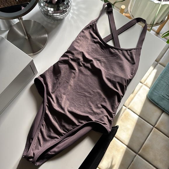 L*Space Swim Baewatch Cross-back, One-piece Swimsuit in Mauve w/ Gold Shimmer - Picture 14 of 16